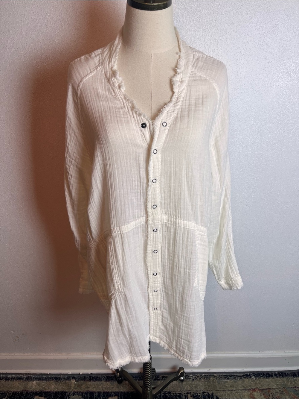 NATURAL LIFE Cream Button-Front Gauze Tunic Shirt